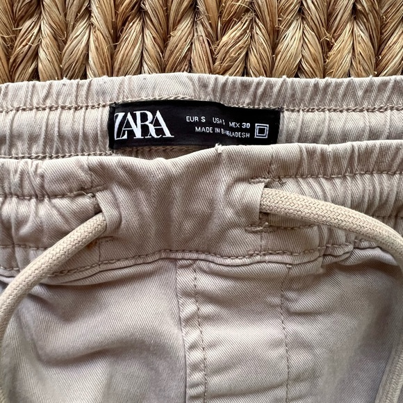 Zara men’s cargo pants, size small - Picture 2 of 5